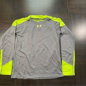 Under Armour  ColdGear Fitted Boys Long Sleeve Shirt Size YMD